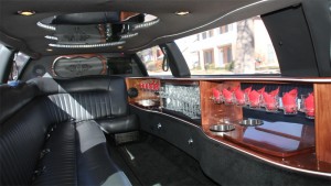 “The Ultra” Stretch Lincoln Limousine